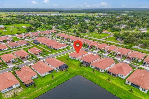 Casa en venta en Wimauma, Florida, 3 dormitorios, 246.28 m2 № 1810582 - foto 2
