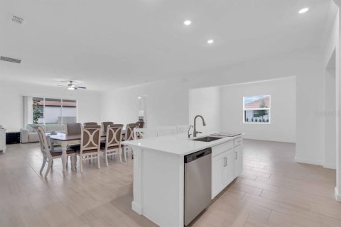 Casa en venta en Wimauma, Florida, 3 dormitorios, 246.28 m2 № 1810582 - foto 5