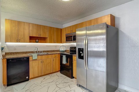Condominio en venta en Land O' Lakes, Florida, 2 dormitorios, 74.32 m2 № 1757026 - foto 12