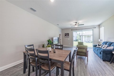 House in Kissimmee, Florida 3 bedrooms, 139.07 sq.m. № 2237317 - photo 18