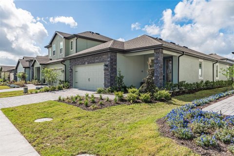House in Kissimmee, Florida 3 bedrooms, 139.07 sq.m. № 2237317 - photo 2