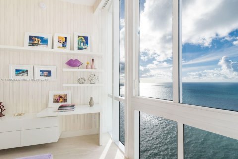 Copropriété à louer à Sunny Isles Beach, Floride: 3 chambres, 257.15 m2 № 1981894 - photo 26