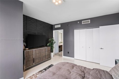 Купить кондоминиум в Майами, Флорида 2 спальни, 153.66м2, № 1982801 - фото 29