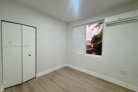 Apartment in Miami, Florida 2 bedrooms, 55.56 sq.m. № 2064830 - photo 7
