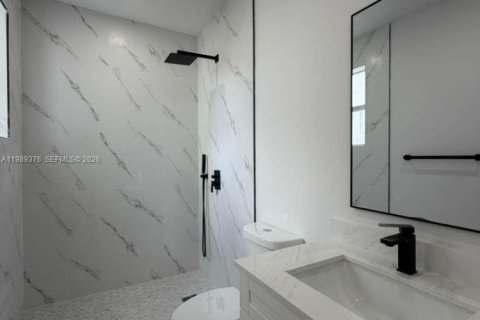 Apartment in Miami, Florida 2 bedrooms, 55.56 sq.m. № 2064830 - photo 9