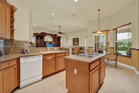 Casa en venta en Miami, Florida, 4 dormitorios, 307.88 m2 № 2087010 - foto 19