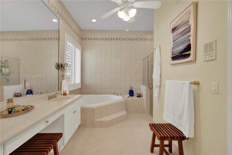 Casa en venta en Miami, Florida, 4 dormitorios, 307.88 m2 № 2087010 - foto 30