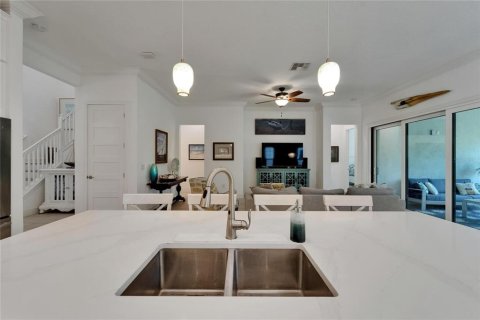 House in Ruskin, Florida 3 bedrooms, 240.71 sq.m. № 1666385 - photo 28