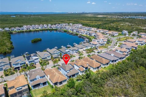 House in Ruskin, Florida 3 bedrooms, 240.71 sq.m. № 1666385 - photo 3