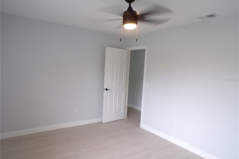 Villa ou maison à louer à Port Charlotte, Floride: 2 chambres, 91.79 m2 № 2396996 - photo 19