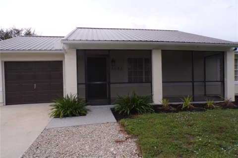 Villa ou maison à louer à Port Charlotte, Floride: 2 chambres, 91.79 m2 № 2396996 - photo 2