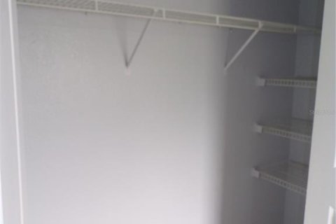 Villa ou maison à louer à Port Charlotte, Floride: 2 chambres, 91.79 m2 № 2396996 - photo 26