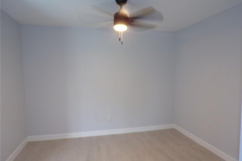 Villa ou maison à louer à Port Charlotte, Floride: 2 chambres, 91.79 m2 № 2396996 - photo 10