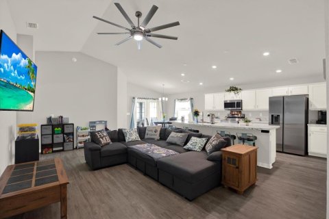 House in Ruskin, Florida 4 bedrooms, 158.86 sq.m. № 2203662 - photo 4