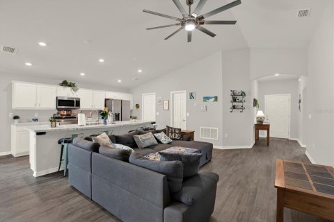 House in Ruskin, Florida 4 bedrooms, 158.86 sq.m. № 2203662 - photo 6