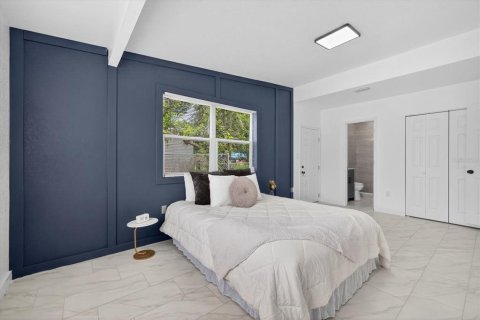 Casa en venta en Tampa, Florida, 4 dormitorios, 102.38 m2 № 1903710 - foto 13