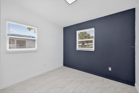 Casa en venta en Tampa, Florida, 4 dormitorios, 102.38 m2 № 1903710 - foto 26