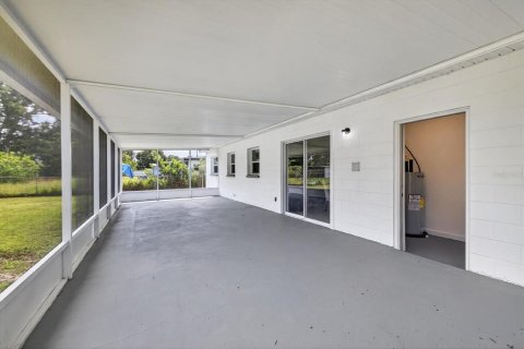Casa en venta en Tampa, Florida, 4 dormitorios, 102.38 m2 № 1903710 - foto 29