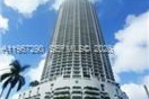 Condo in Miami, Florida, 1 bedroom  № 2029668 - photo 26