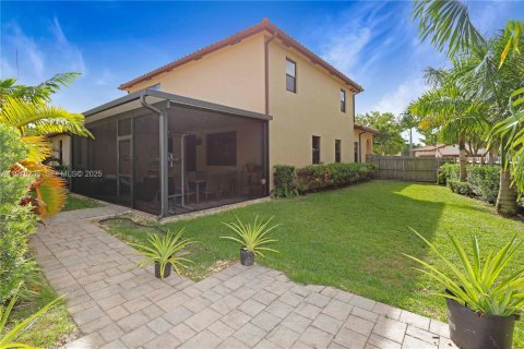 Casa en venta en Homestead, Florida, 5 dormitorios, 325.16 m2 № 1976398 - foto 23