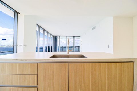 Condominio en venta en Miami, Florida, 4 dormitorios № 2002377 - foto 11