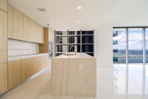 Condominio en venta en Miami, Florida, 4 dormitorios № 2002377 - foto 2
