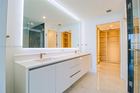 Condominio en venta en Miami, Florida, 4 dormitorios № 2002377 - foto 21