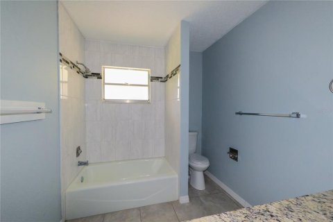 Casa en venta en Venice, Florida, 2 dormitorios, 143.81 m2 № 1789508 - foto 20