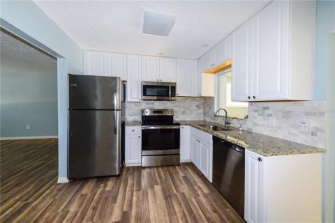 Casa en venta en Venice, Florida, 2 dormitorios, 143.81 m2 № 1789508 - foto 3