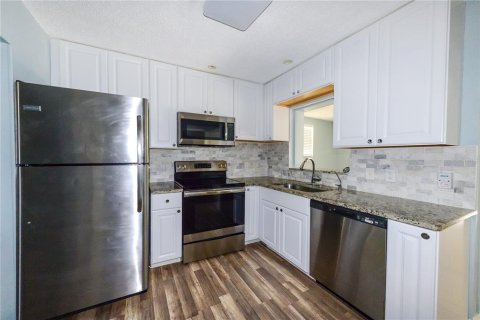 Casa en venta en Venice, Florida, 2 dormitorios, 143.81 m2 № 1789508 - foto 2