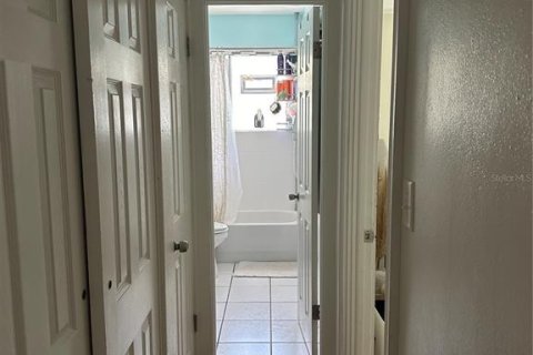 Condominio en alquiler en Sarasota, Florida, 2 dormitorios, 85.93 m2 № 1893609 - foto 8