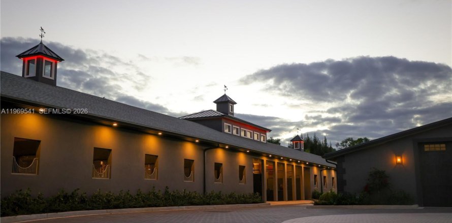 Villa ou maison à Davie, Floride 8 chambres, 592.72 m2 № 2032204