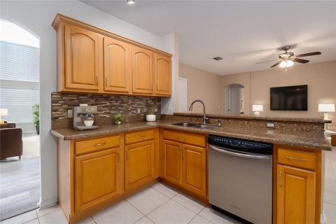 Casa en venta en Lakeland, Florida, 4 dormitorios, 220.74 m2 № 1564514 - foto 9