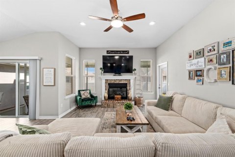 Casa en venta en Plant City, Florida, 3 dormitorios, 157.1 m2 № 2152332 - foto 6