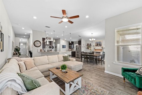 Casa en venta en Plant City, Florida, 3 dormitorios, 157.1 m2 № 2152332 - foto 8