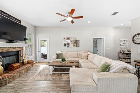 Casa en venta en Plant City, Florida, 3 dormitorios, 157.1 m2 № 2152332 - foto 7