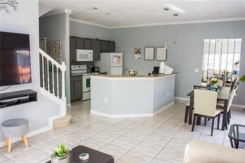 Townhouse in Kissimmee, Florida 4 bedrooms, 151.99 sq.m. № 2116567 - photo 3