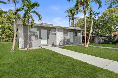 Commercial property in Pompano Beach, Florida 91.79 sq.m. № 2084014 - photo 2