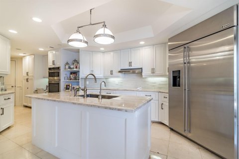 Condo in Palm Beach, Florida, 4 bedrooms  № 2081681 - photo 10