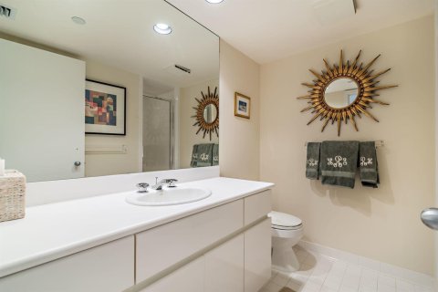 Condo in Palm Beach, Florida, 4 bedrooms  № 2081681 - photo 29
