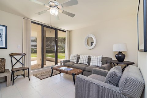 Condo in Palm Beach, Florida, 4 bedrooms  № 2081681 - photo 28
