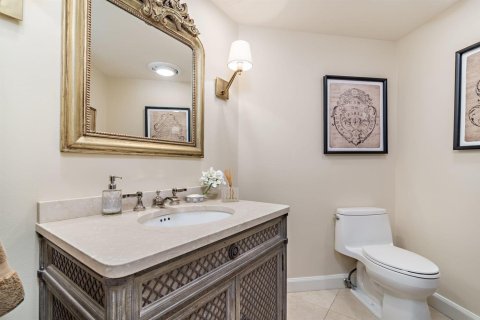 Condo in Palm Beach, Florida, 4 bedrooms  № 2081681 - photo 16