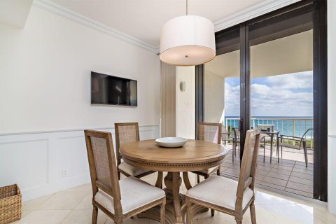 Condo in Palm Beach, Florida, 4 bedrooms  № 2081681 - photo 11