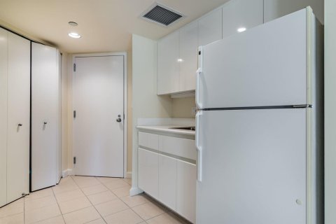 Condo in Palm Beach, Florida, 4 bedrooms  № 2081681 - photo 30