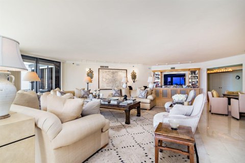 Condo in Palm Beach, Florida, 4 bedrooms  № 2081681 - photo 6