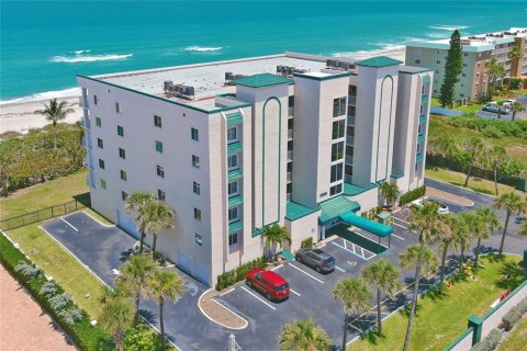Condo in Indialantic, Florida, 2 bedrooms  № 1913373 - photo 4