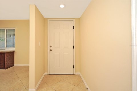 Condo in Indialantic, Florida, 2 bedrooms  № 1913373 - photo 23