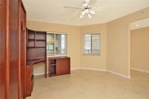Condo in Indialantic, Florida, 2 bedrooms  № 1913373 - photo 24