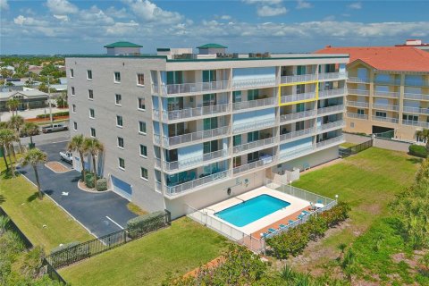 Condo in Indialantic, Florida, 2 bedrooms  № 1913373 - photo 7