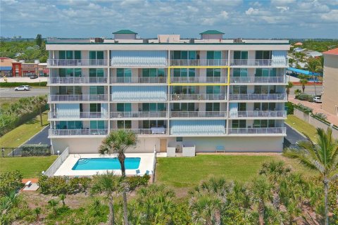 Condo in Indialantic, Florida, 2 bedrooms  № 1913373 - photo 8